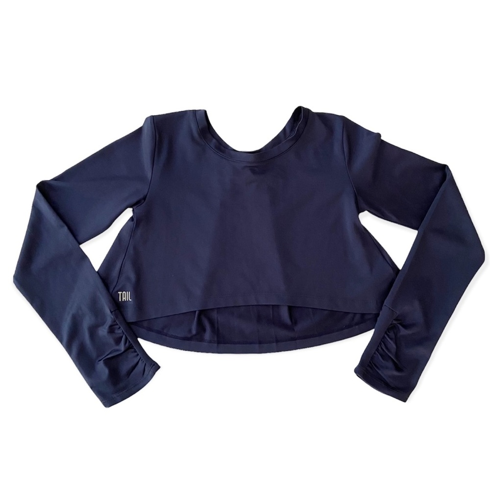 - EUC Tail Girls activewear navy top